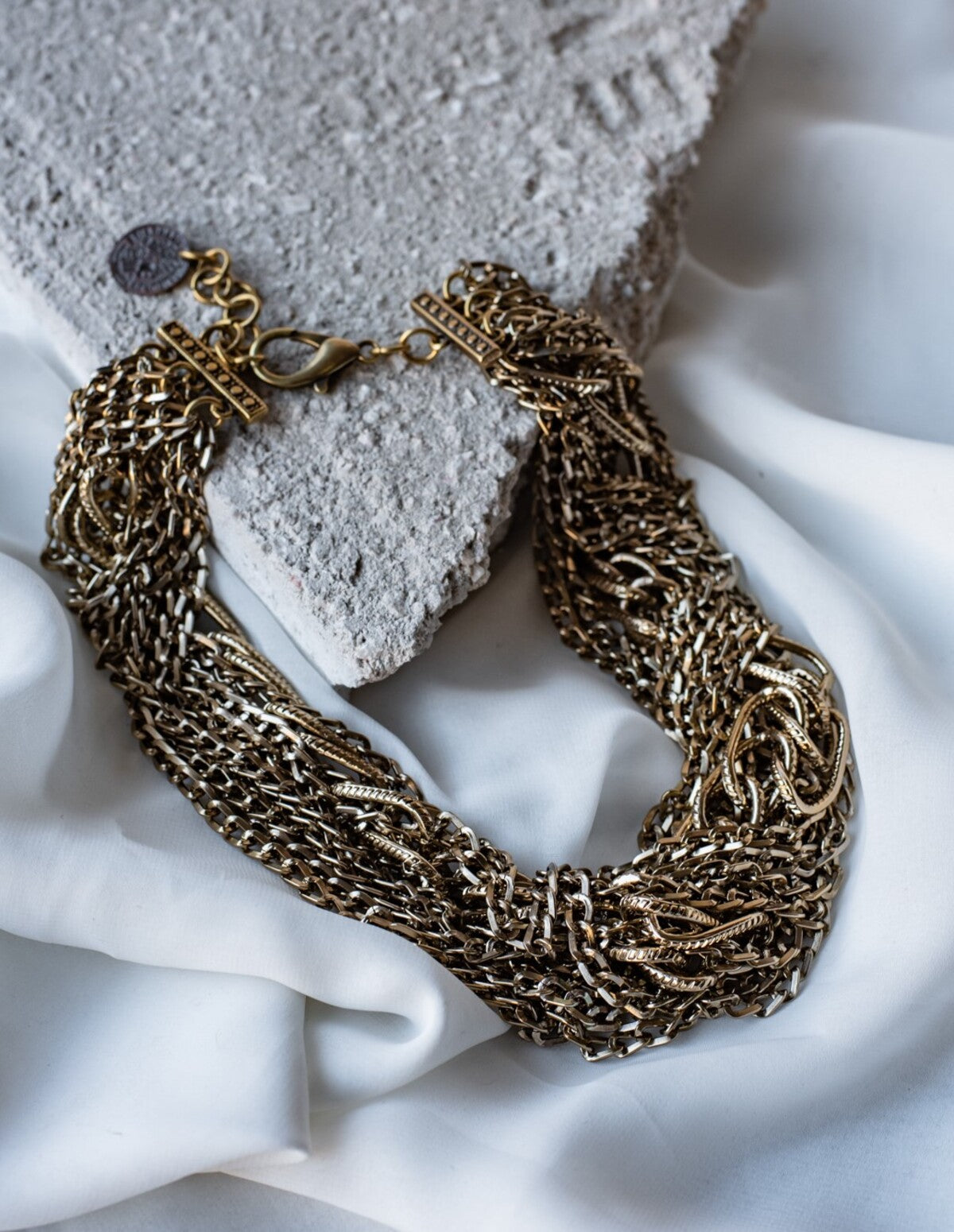 κολιέ πολλαπλών σειρών "ebbing away" - (gold antique)