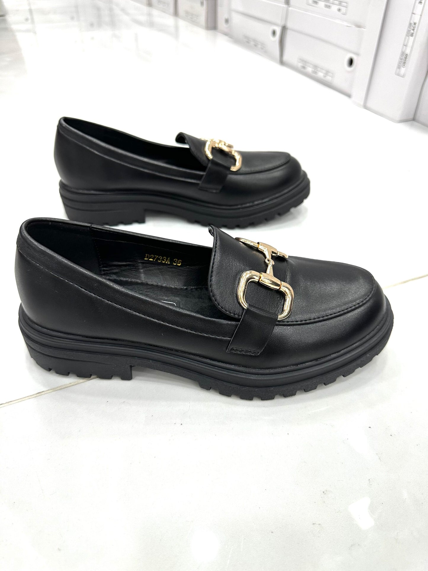 Loafer με Χρυσή Τόκα Black