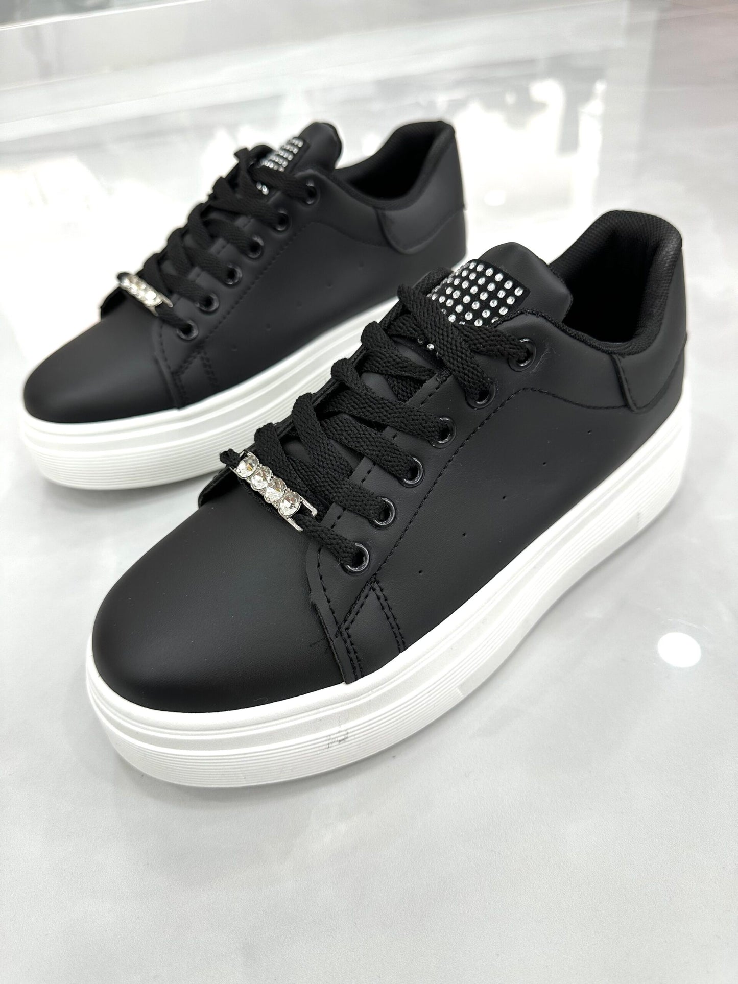 Sneaker Δίσολο με Strass Black