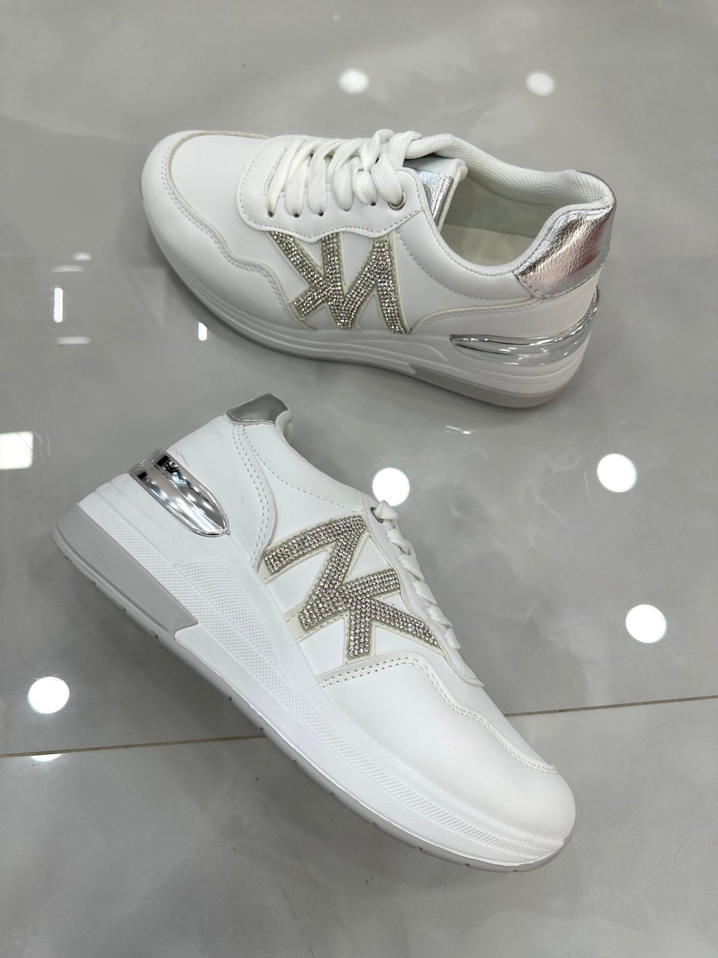 Sneaker Πλατφόρμα με Ασημένιες Strass Λεπτομέρειες White