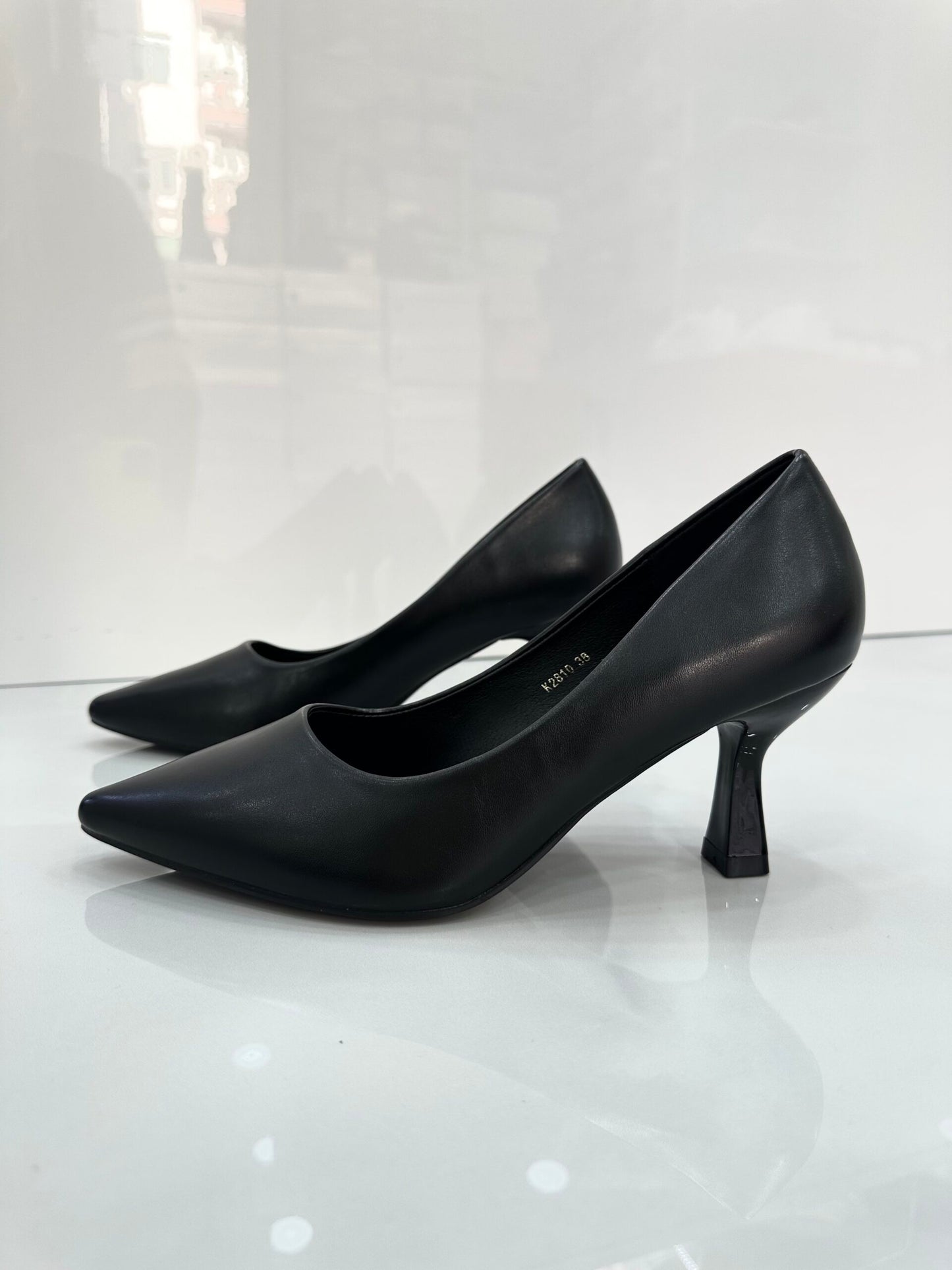 Classic Modern Γόβα με Μεσαίο Λεπτό Τακούνι Black