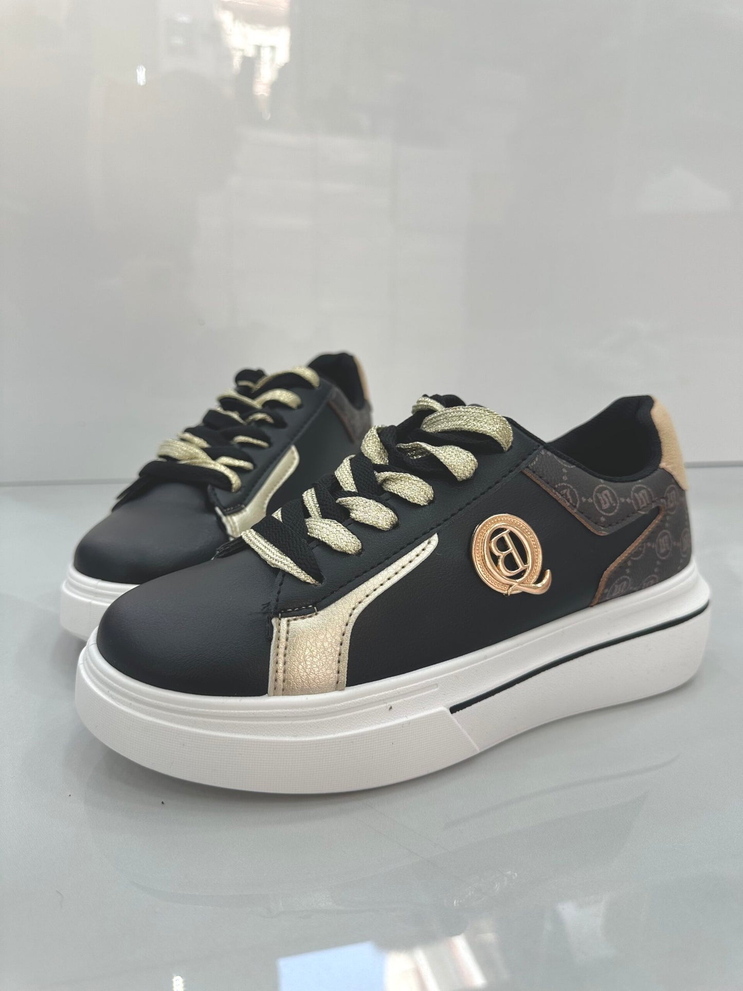 Sneaker Δίσολο με Χρυσό Σχέδιο Black/Beige
