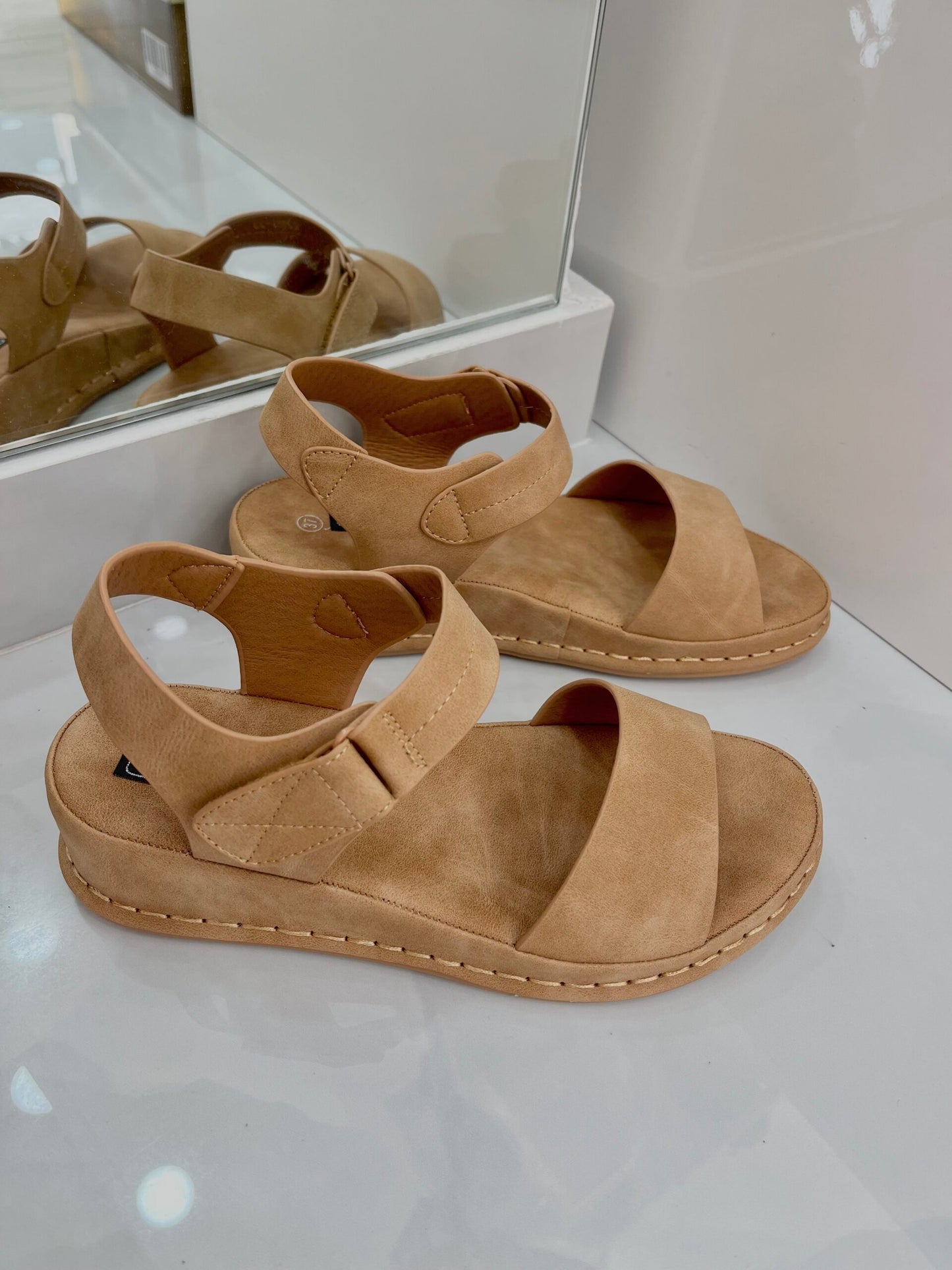 Anatomic Sandals AllCamel