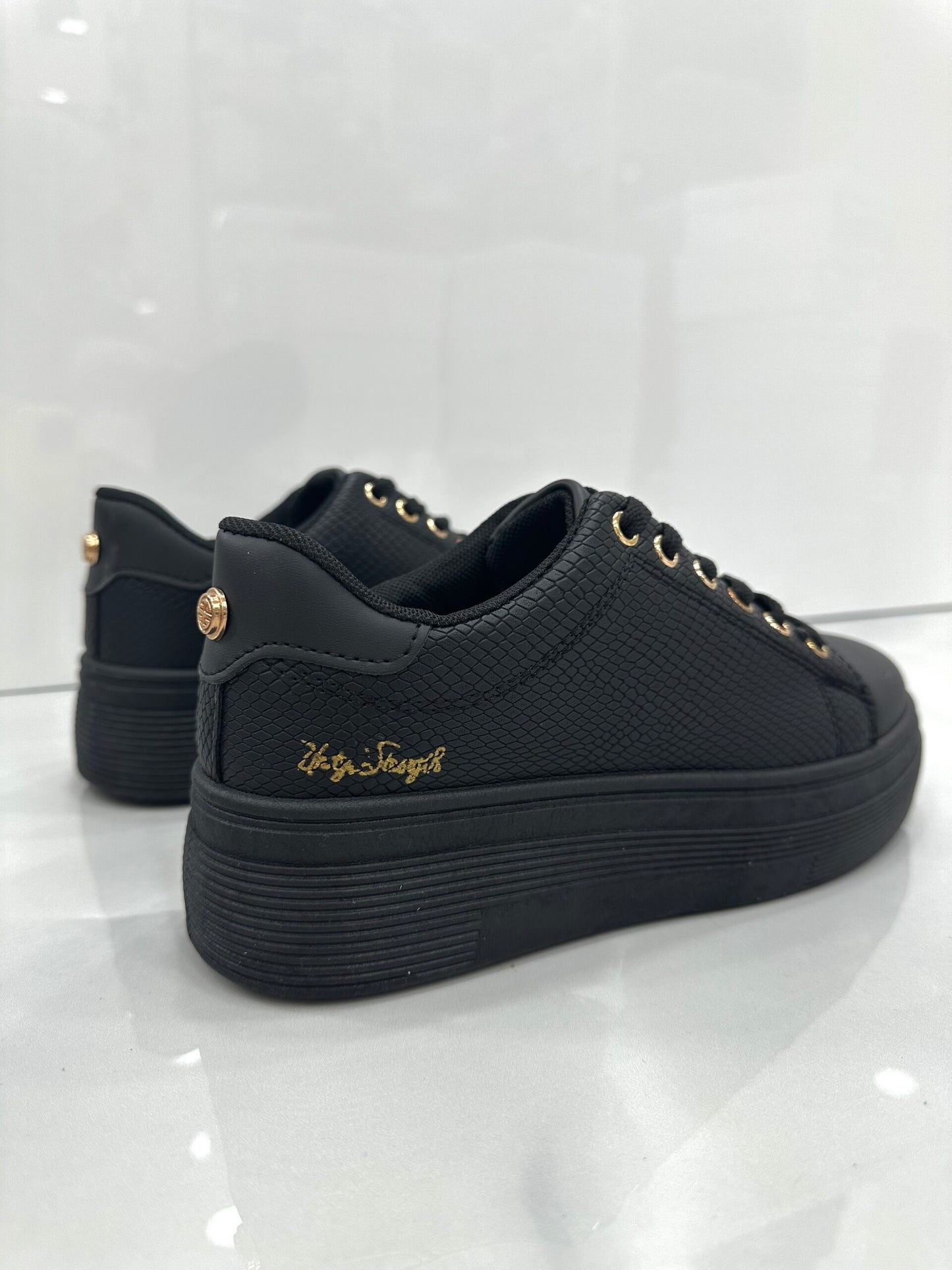 Sneakers Simple Δίσολο All Black