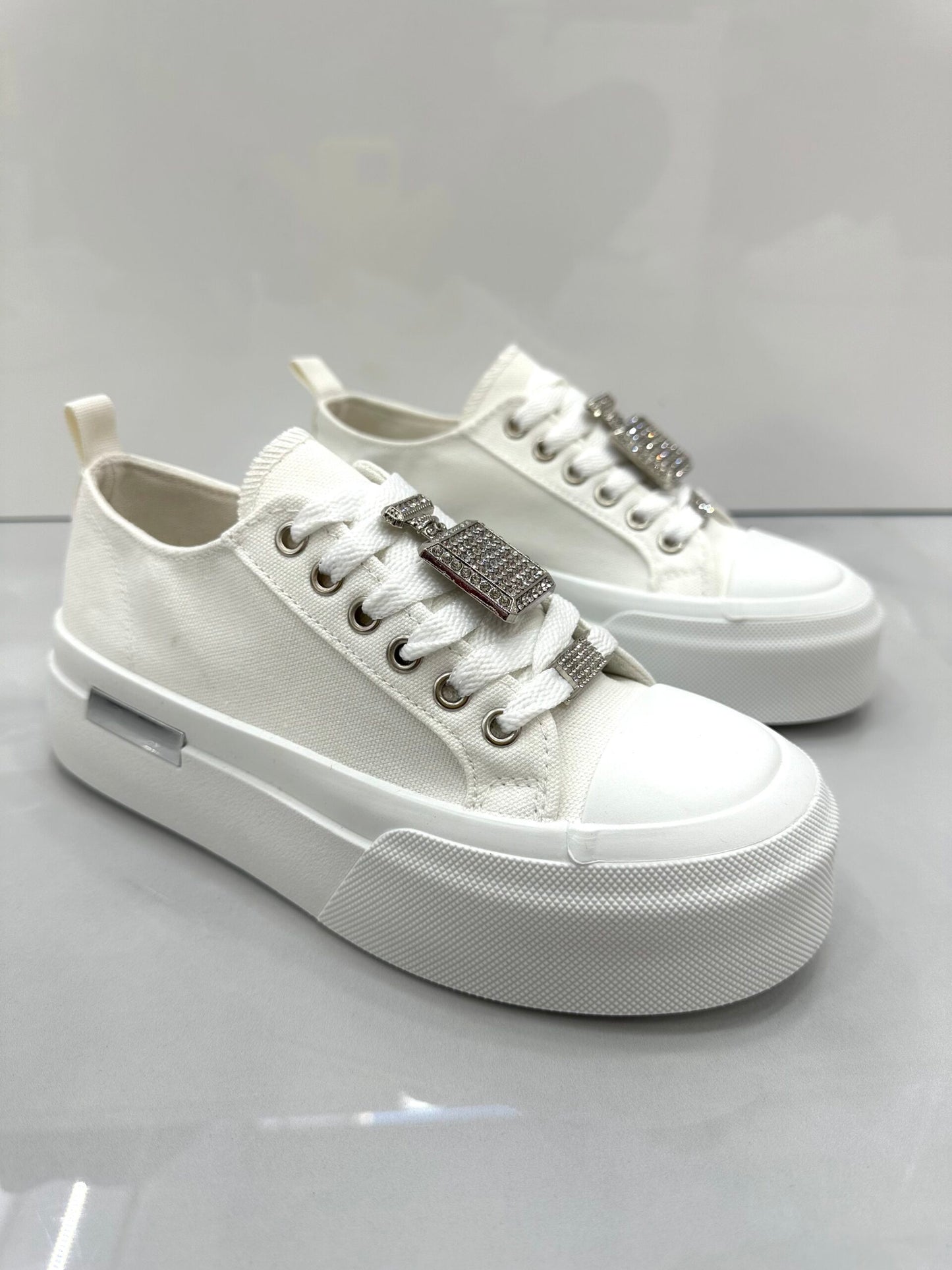 Sneaker Σταράκι με Σχέδιο AllWhite