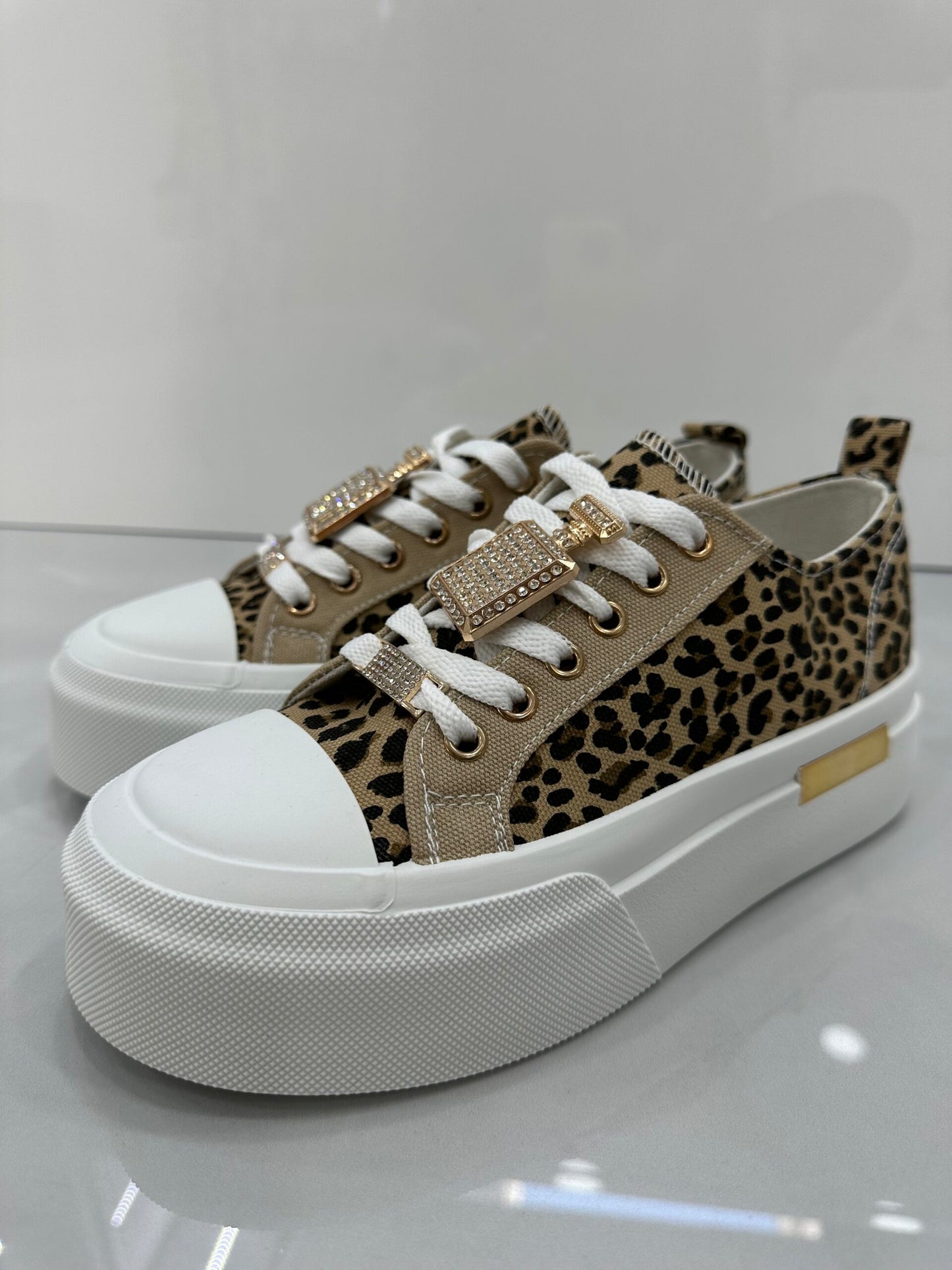 Sneaker Σταράκι με Σχέδιο Leopard