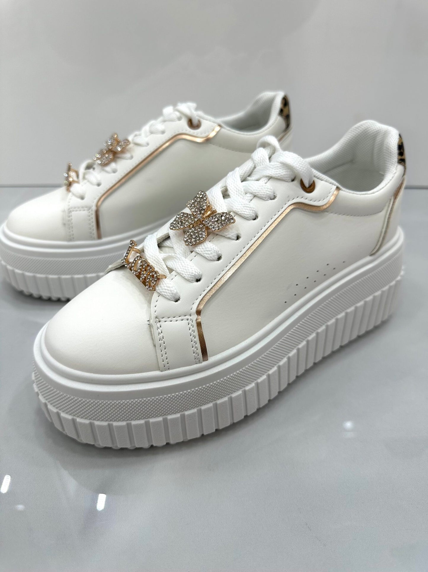 Sneaker Δίσολο Με Χρυσές Λεπτομέρειες White