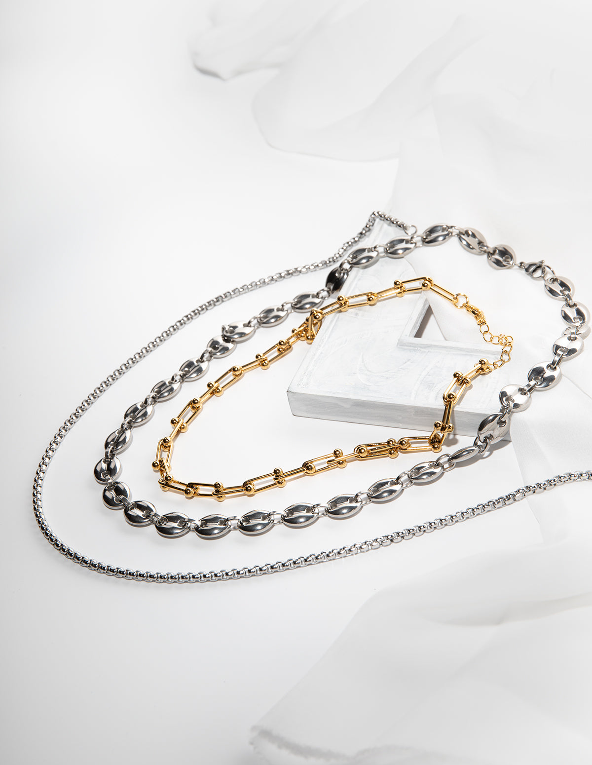 "medora" αλυσίδα λαιμού