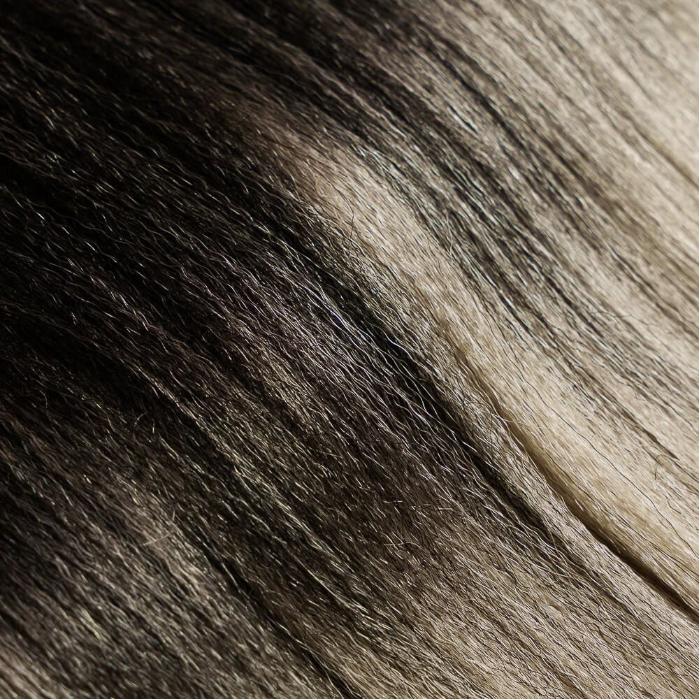 X-Pression Pre Streached – T1B/WHITE X-Pression Ultra Braid Hair