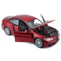 Bburago 1/24 Plus Alfa Romeo Giulia Red Μεταλλική Μινιατούρα