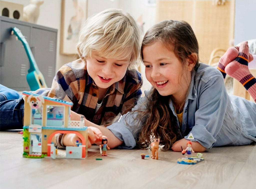 Lego City: Heartlake City Vet Clinic
