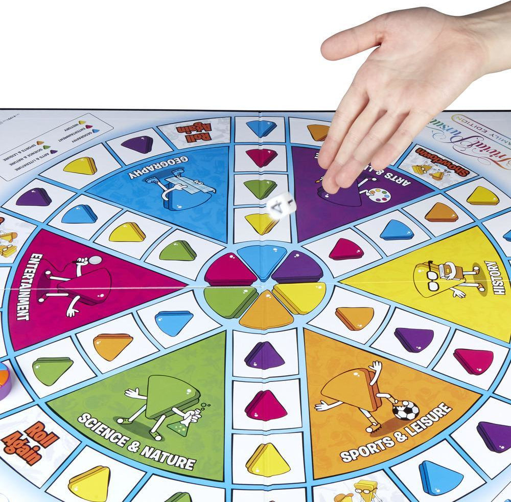 Hasbro Επιτραπέζιο Trivial Pursuit Family Edition (Αγγλική Έκδοση)