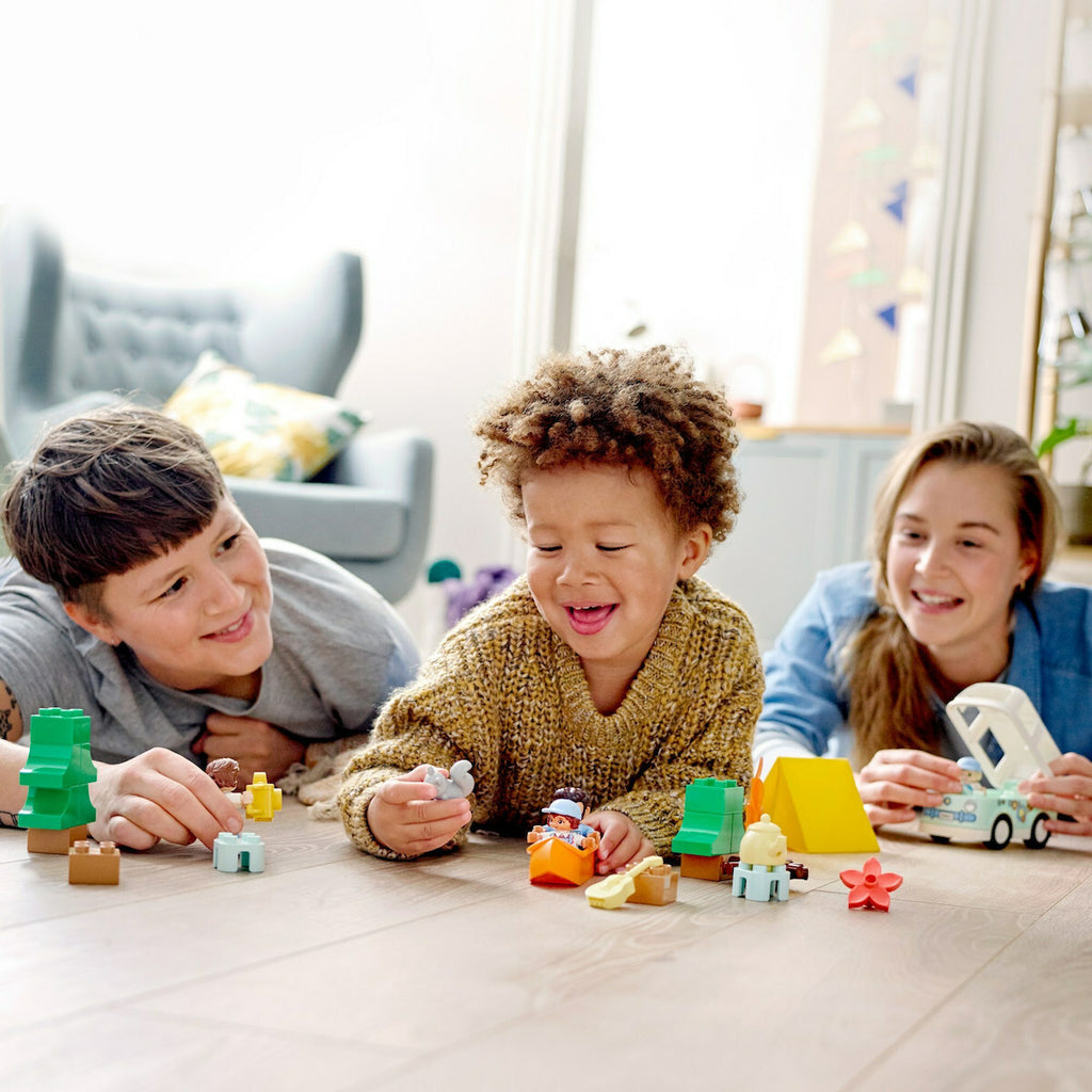 Lego Duplo: Family Camping Van Adventure