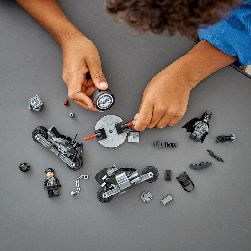 Lego DC Super Heroes Batman & Selina Kyle Motorcycle Pursuit για 6+ ετών