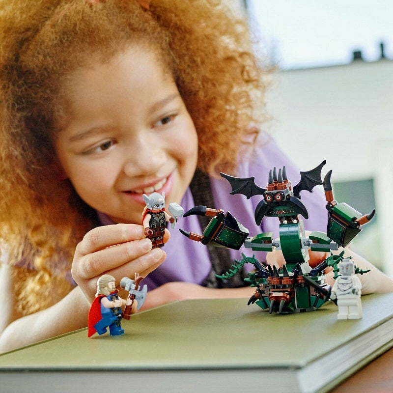 Lego Marvel Love and Thunder Attack on New Asgard για 7+ ετών