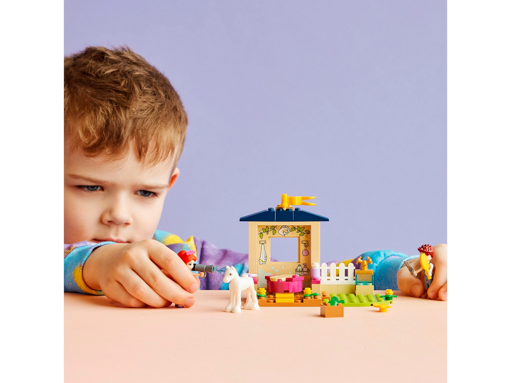 Lego Friends Pony-Washing Stable για 4+ ετών