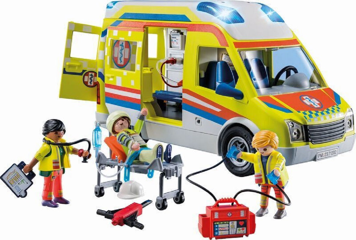 Playmobil City Life Ασθενοφόρο με Διασώστες για 4-10 ετών