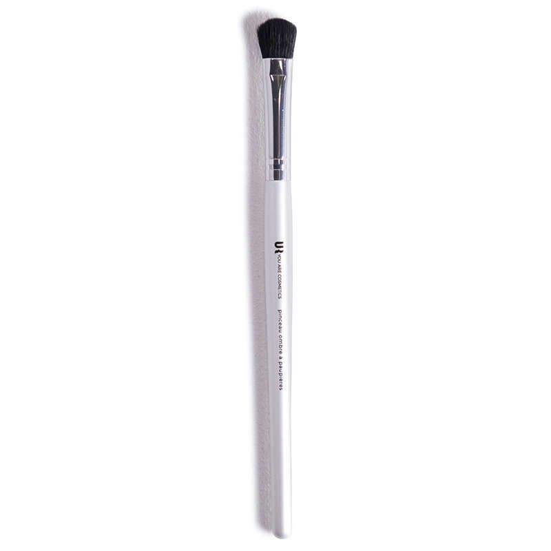 Essential eyeshadow brush