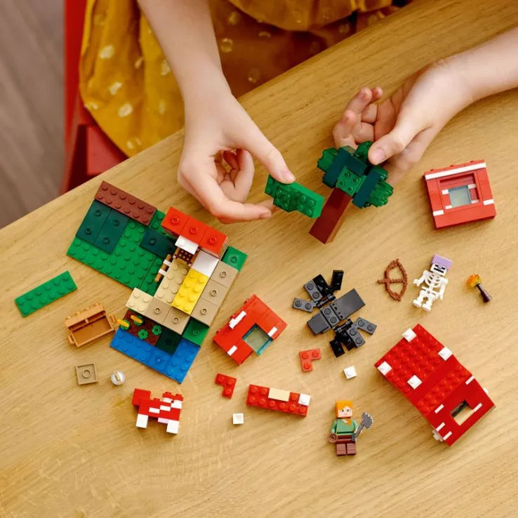 LEGO Minecraft The Mushroom House