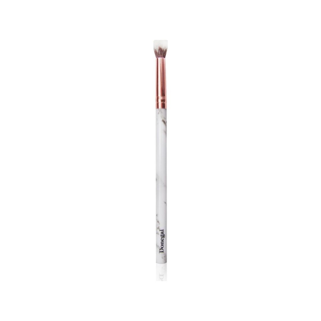 Donegal | QAL Eyeshadow Blending Brush | D4095