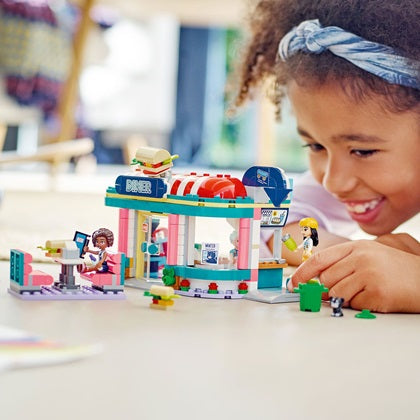 Λαμπάδα LEGO Friends Heartlake Downtown Diner (41728)