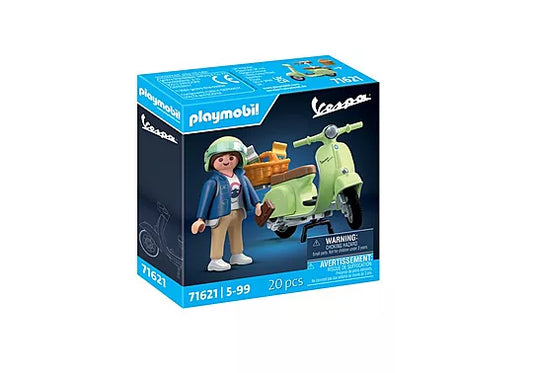 Κοπέλα με Vespa