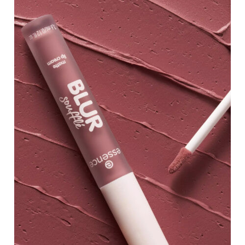 Blur Soufflé Matte Lip Cream - Υγρό κραγιόν 3.6 ml | Essence