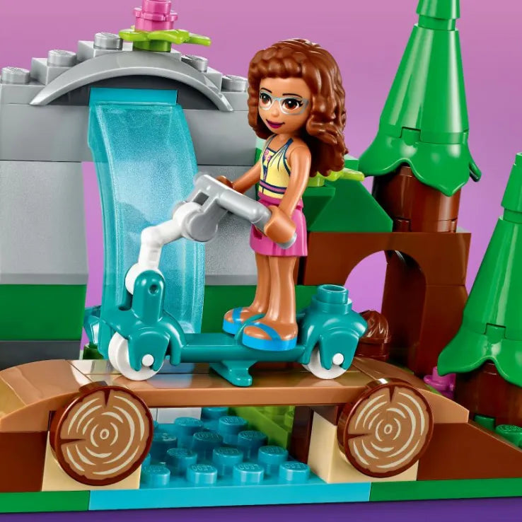 LEGO Friends Forest Waterfall (41677)
