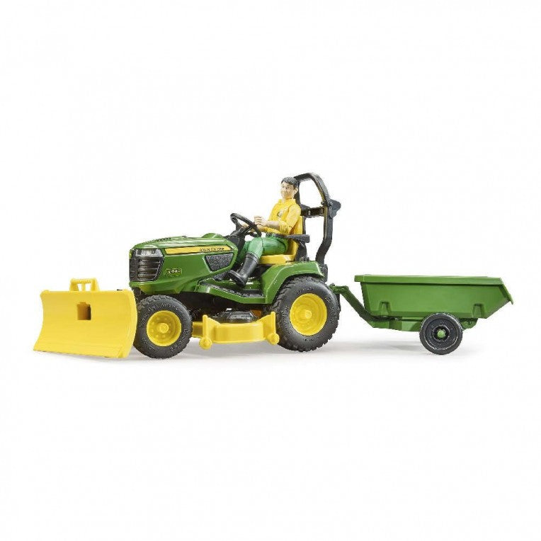 Bruder Τρακτεράκι για Γκαζόν John Deere με Κηπουρό και Τρέιλερ (BR062104)