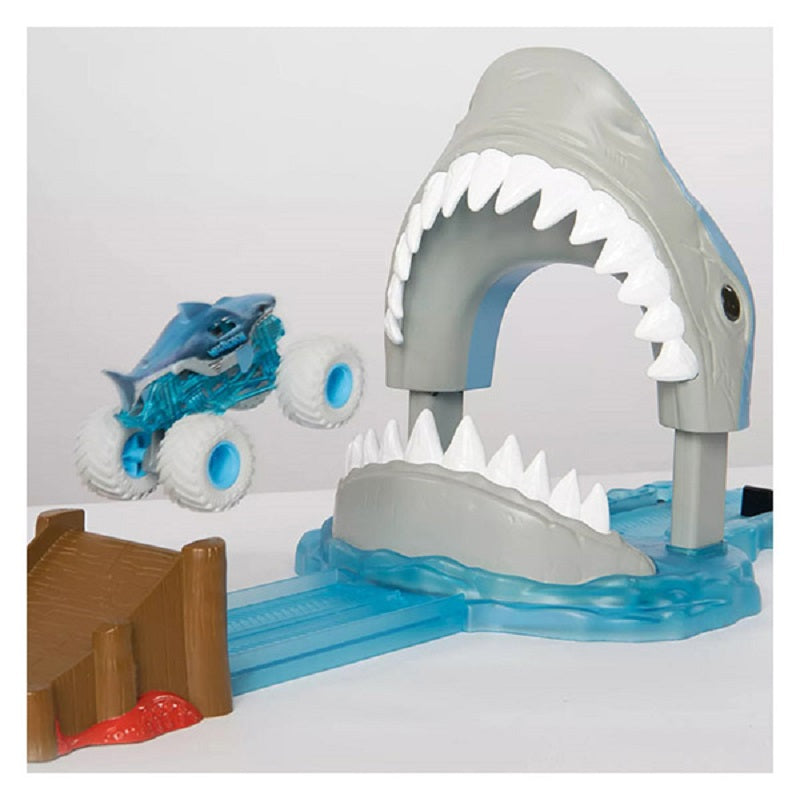 MONSTER JAM – MEGALODON MAYHEM STUNT PLAYSET (1:64) (20120790)