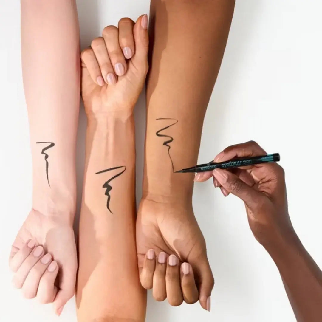 Eyeliner Pen Extra Long-Lasting Waterproof &amp; Smudge-Proof | Essence
