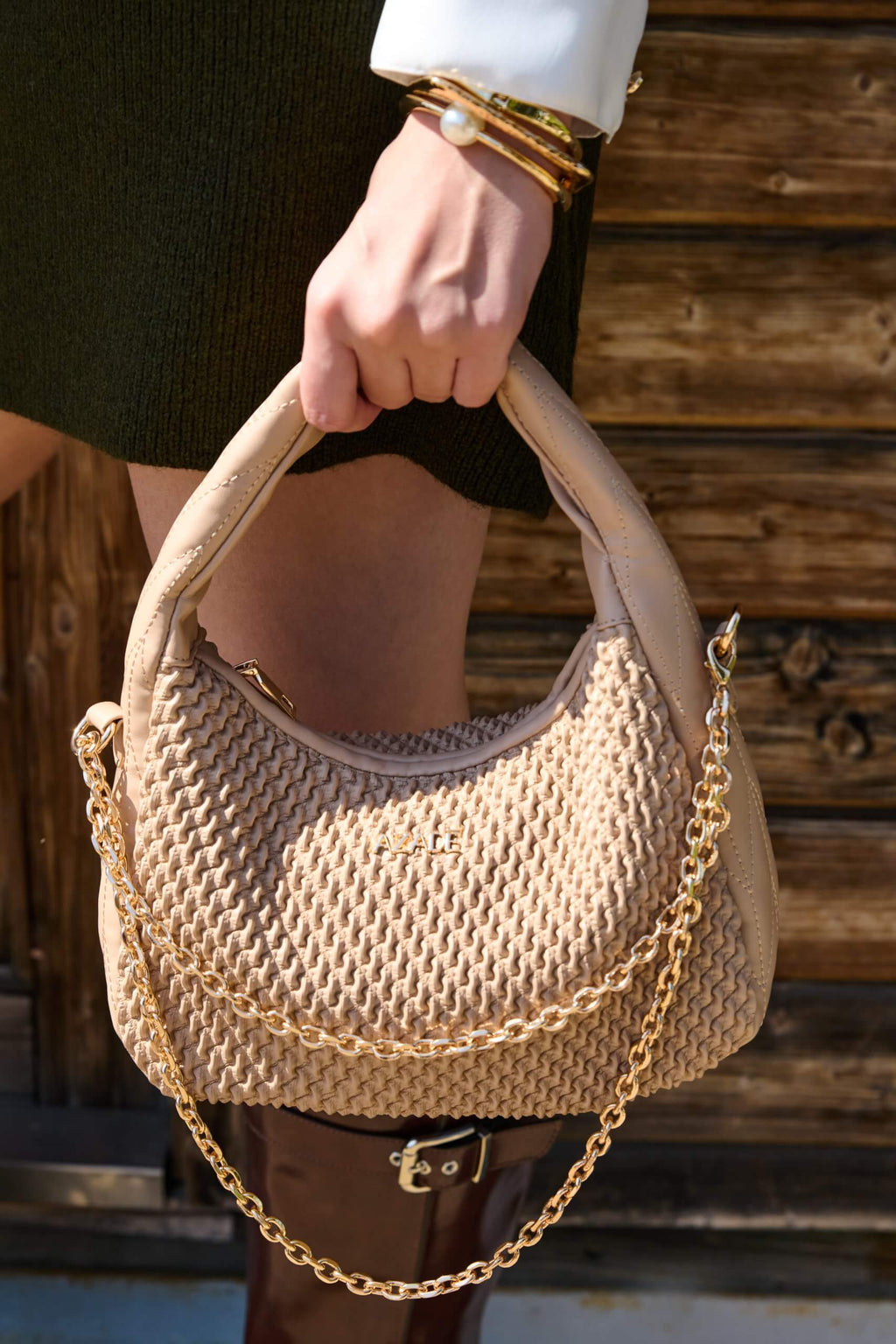 Μπεζ Τσάντα Ώμου &amp; Χιαστί με Αλυσίδα – Shoulder Bag | Azade
