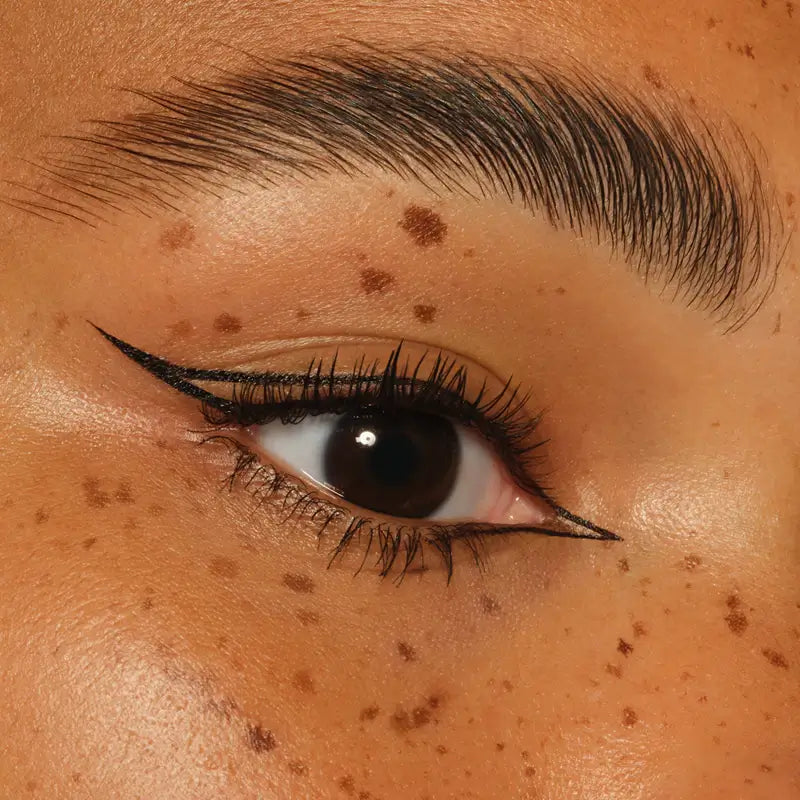 Flick It! Precision Brush Liner Waterproof 01 Deep Black | Essence