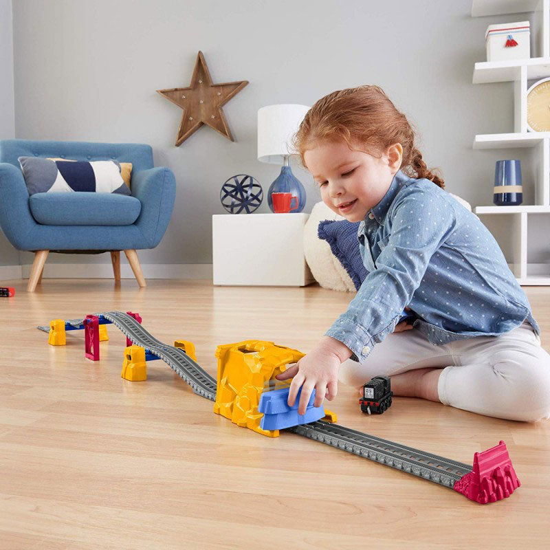Fisher-Price Thomas And Friends Ανατίναξη Στο Τούνελ Με Τον Diesel GHK73