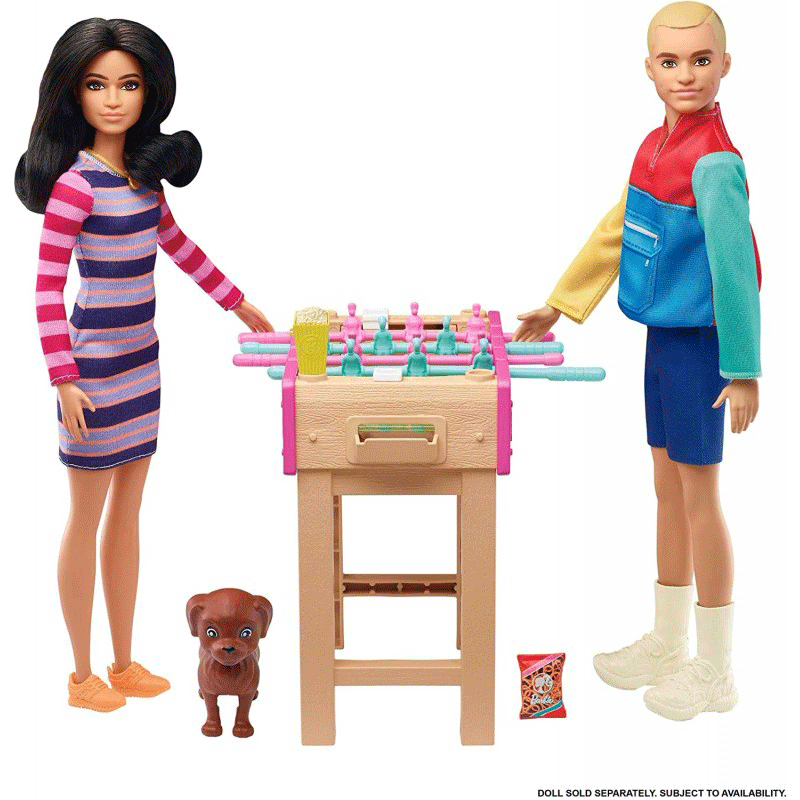 Mattel Barbie Έπιπλα Mini Playset Με Κατοικίδιο Σκυλάκι, Επιτραπέζιο Ποδοσφαιράκι Και Αξεσουάρ GRG75 / GRG77