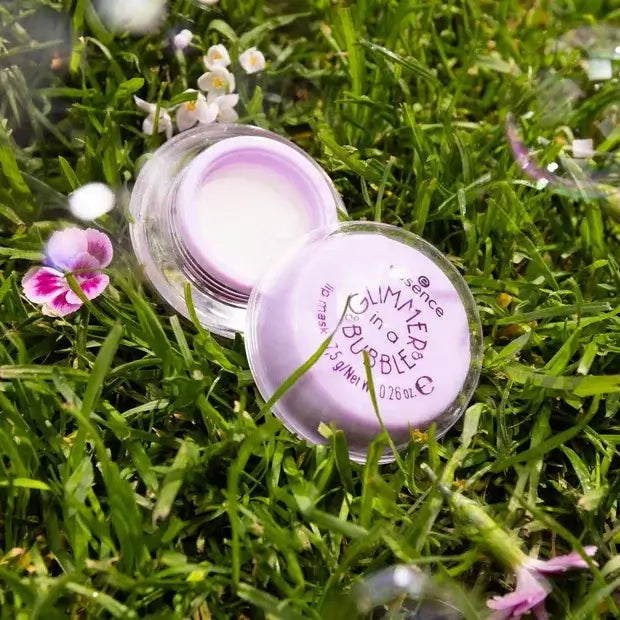Glimmer In A Bubble Lip Mask Limited Edition - 01 Kiss In A Bubble | Essence