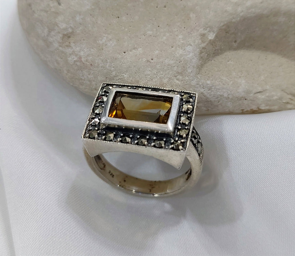 Δαχτυλίδι χειροποίητο ασημι 925 με citrine και μαρκασίτη πέτρες