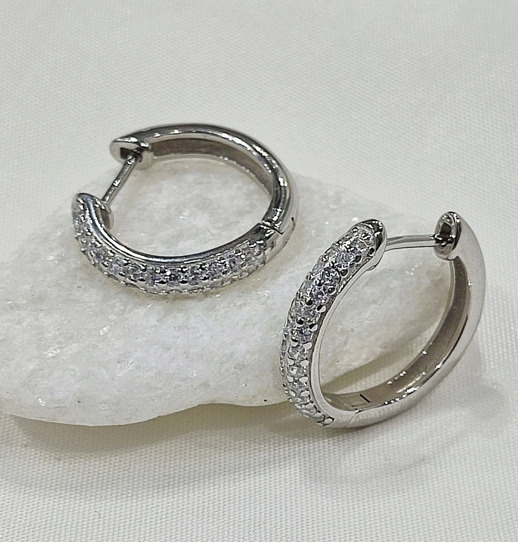 Σκουλαρίκια κρίκοι από ασήμι 925 επιπλατινωμένοι με ζιργκόν πέτρες