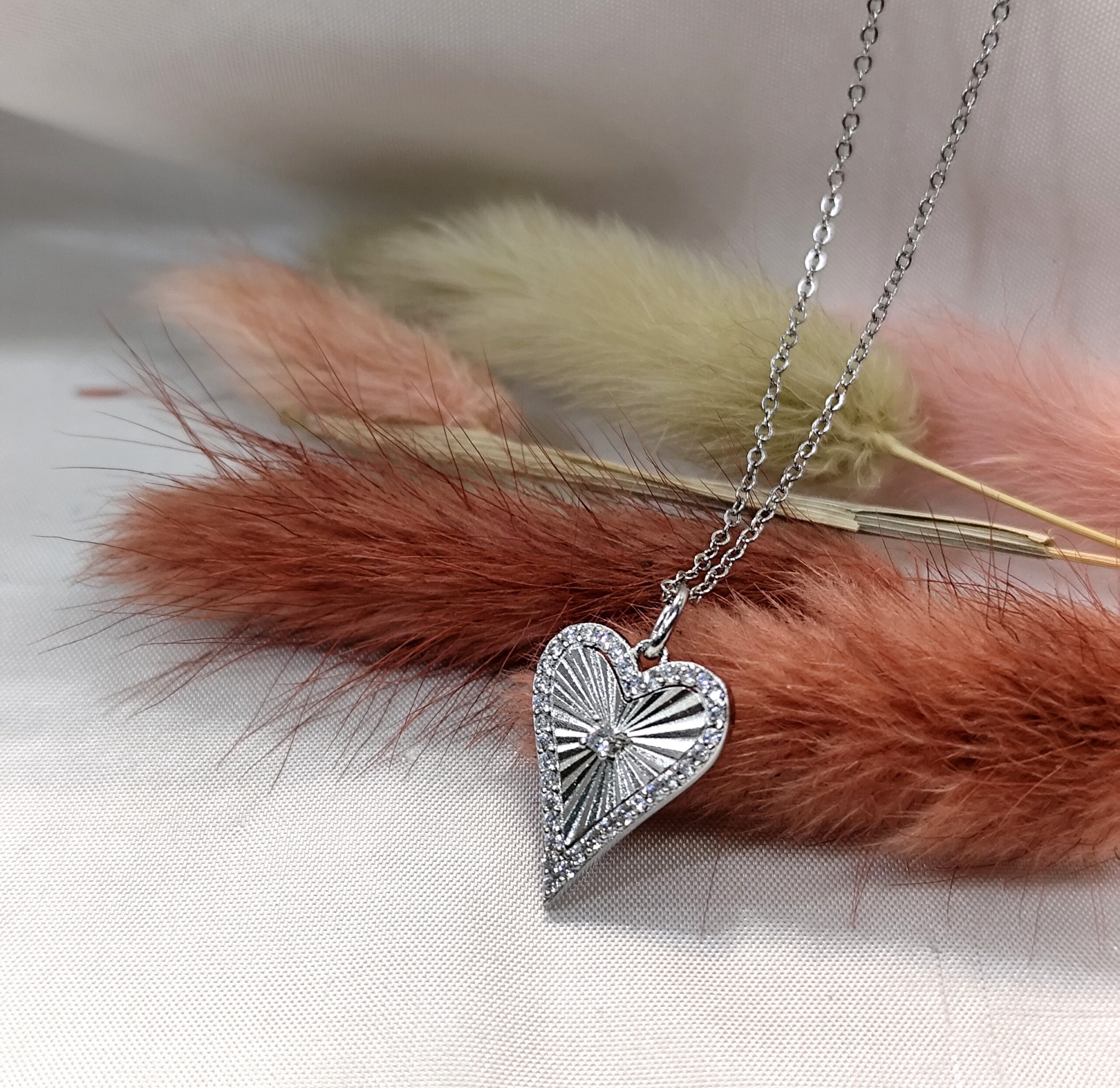 Κολιέ Καρδιά  από Ασήμι 925 Επιπλατινωμένο με Λευκές Ζιργκόν