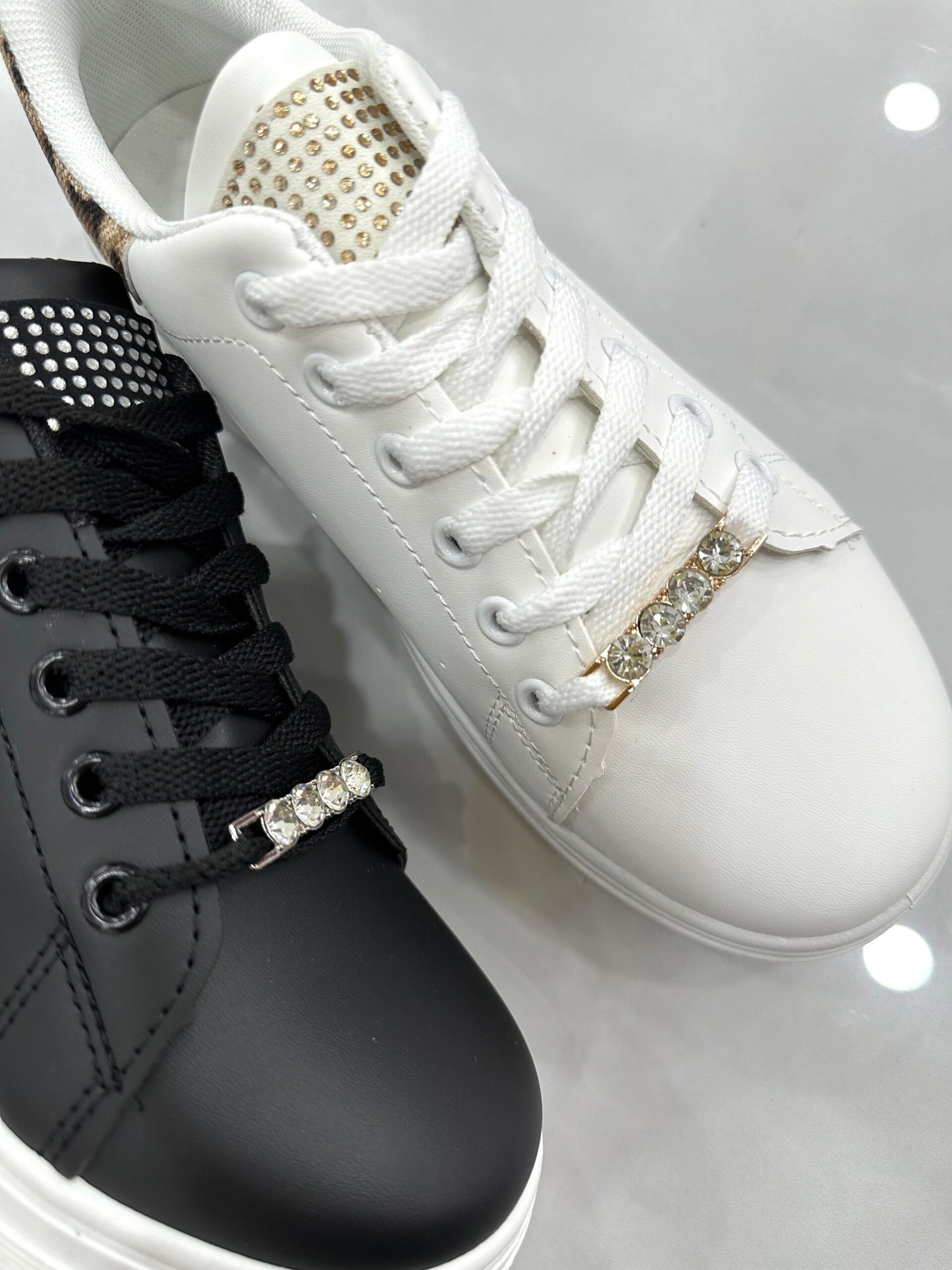 Sneaker Δίσολο με Strass Black