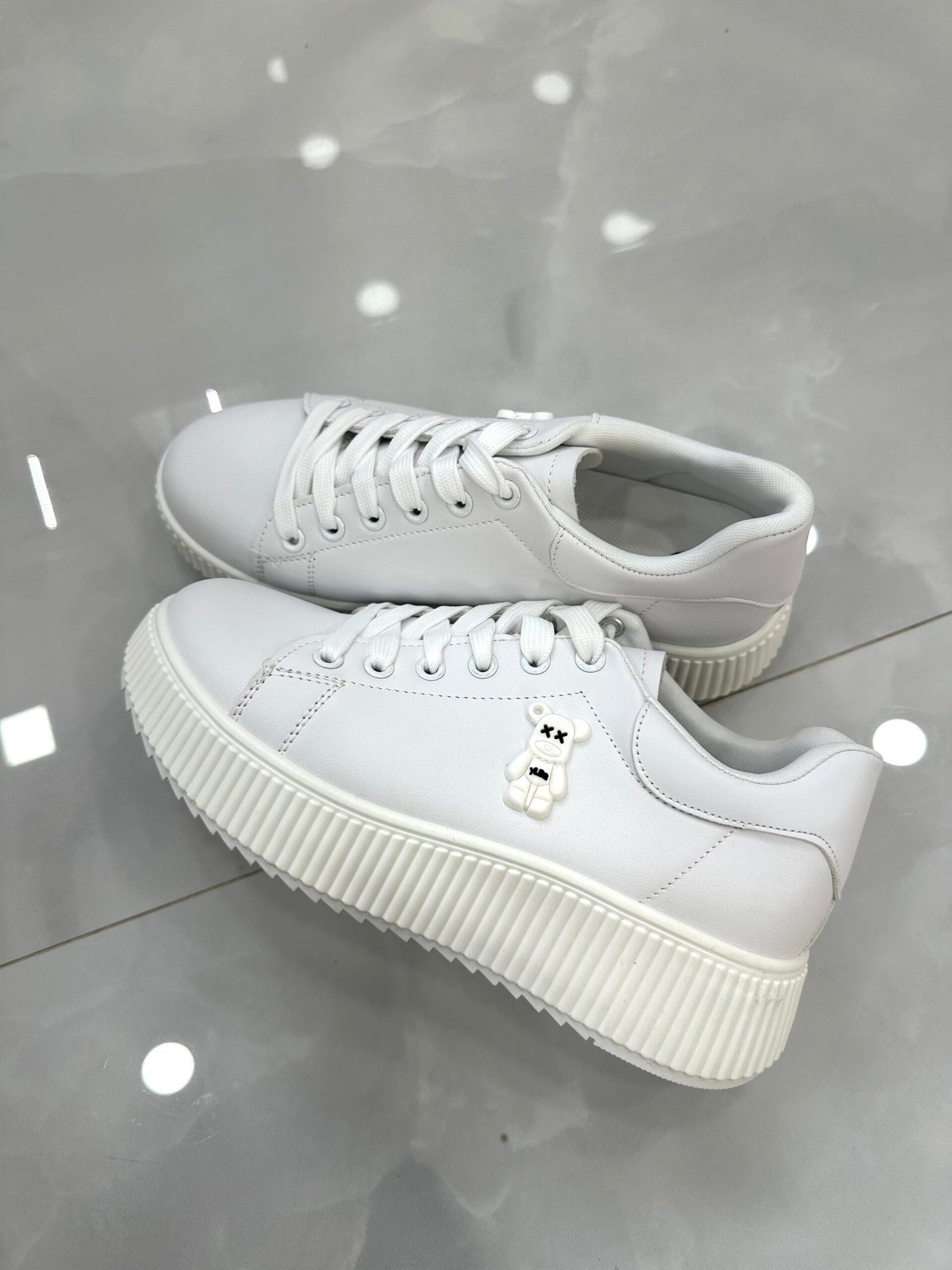 Sneaker Δίσολο με Σχέδιο Αρκουδάκι White