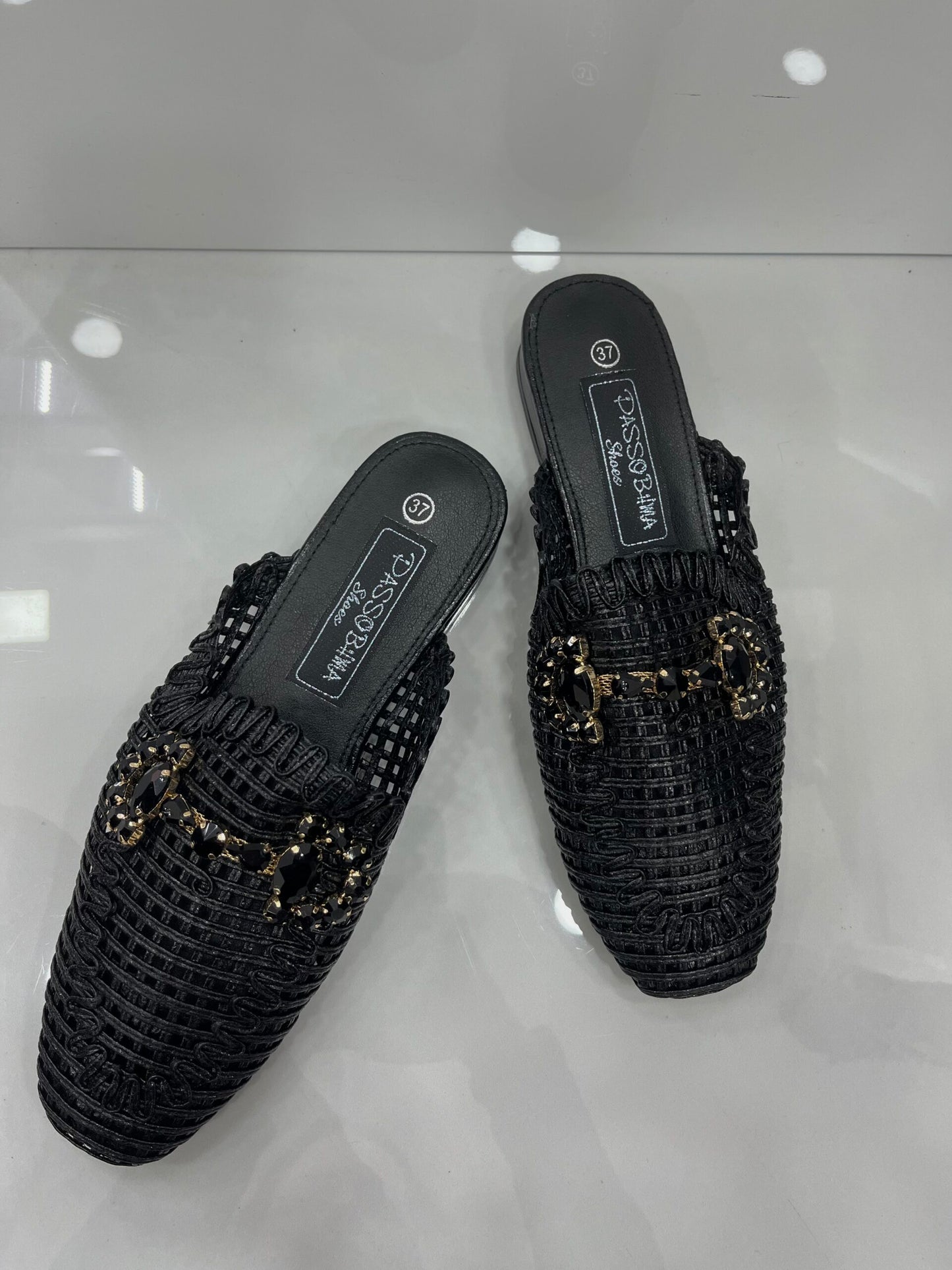 Παντοφλάκι Μοκασίνι με Πλέξη και Χρυσή Τόκα Black