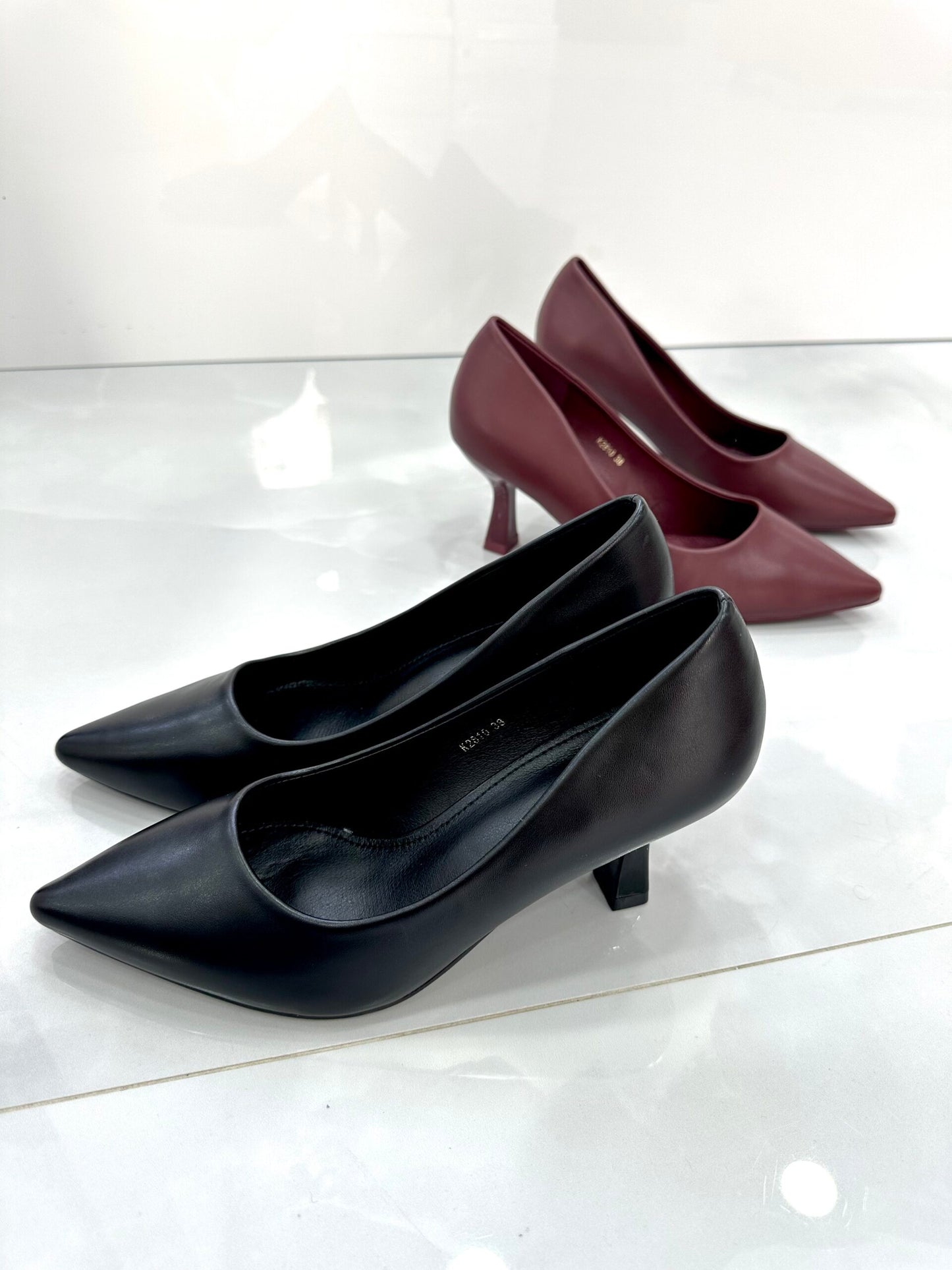 Classic Modern Γόβα με Μεσαίο Λεπτό Τακούνι Black