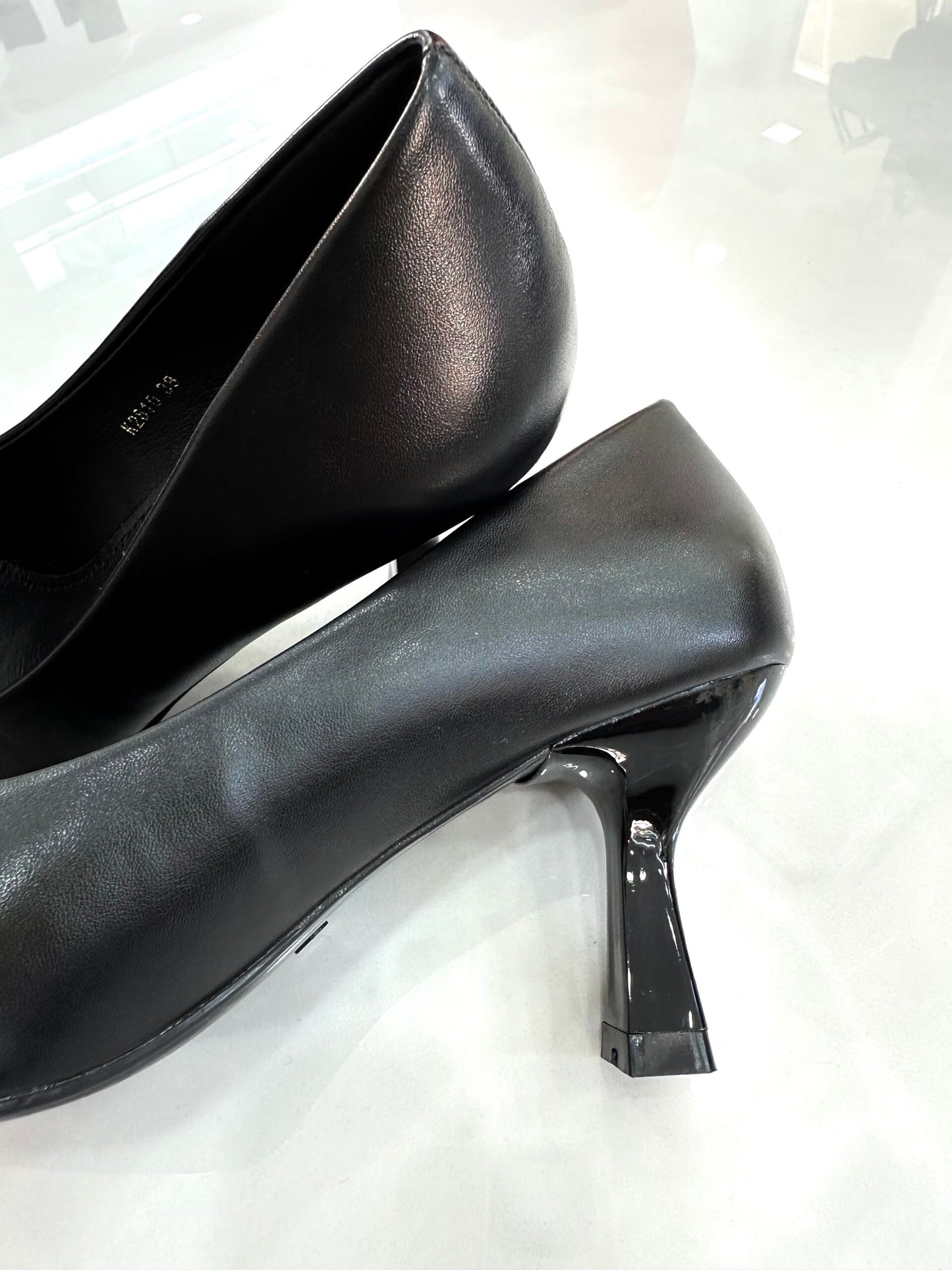 Classic Modern Γόβα με Μεσαίο Λεπτό Τακούνι Black