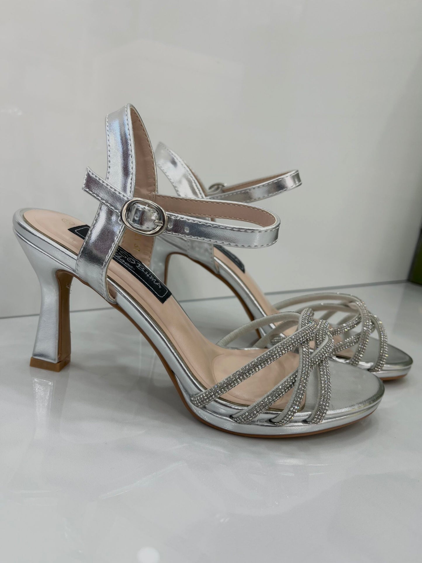Αμπιγιέ Πέδιλο με Λεπτό Μεσαίο Τακούνι και Strass Silver