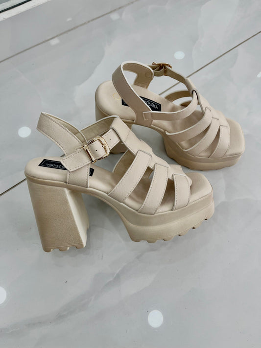 Ψηλό Πέδιλο με Τρακτερωτό Τακούνι Beige