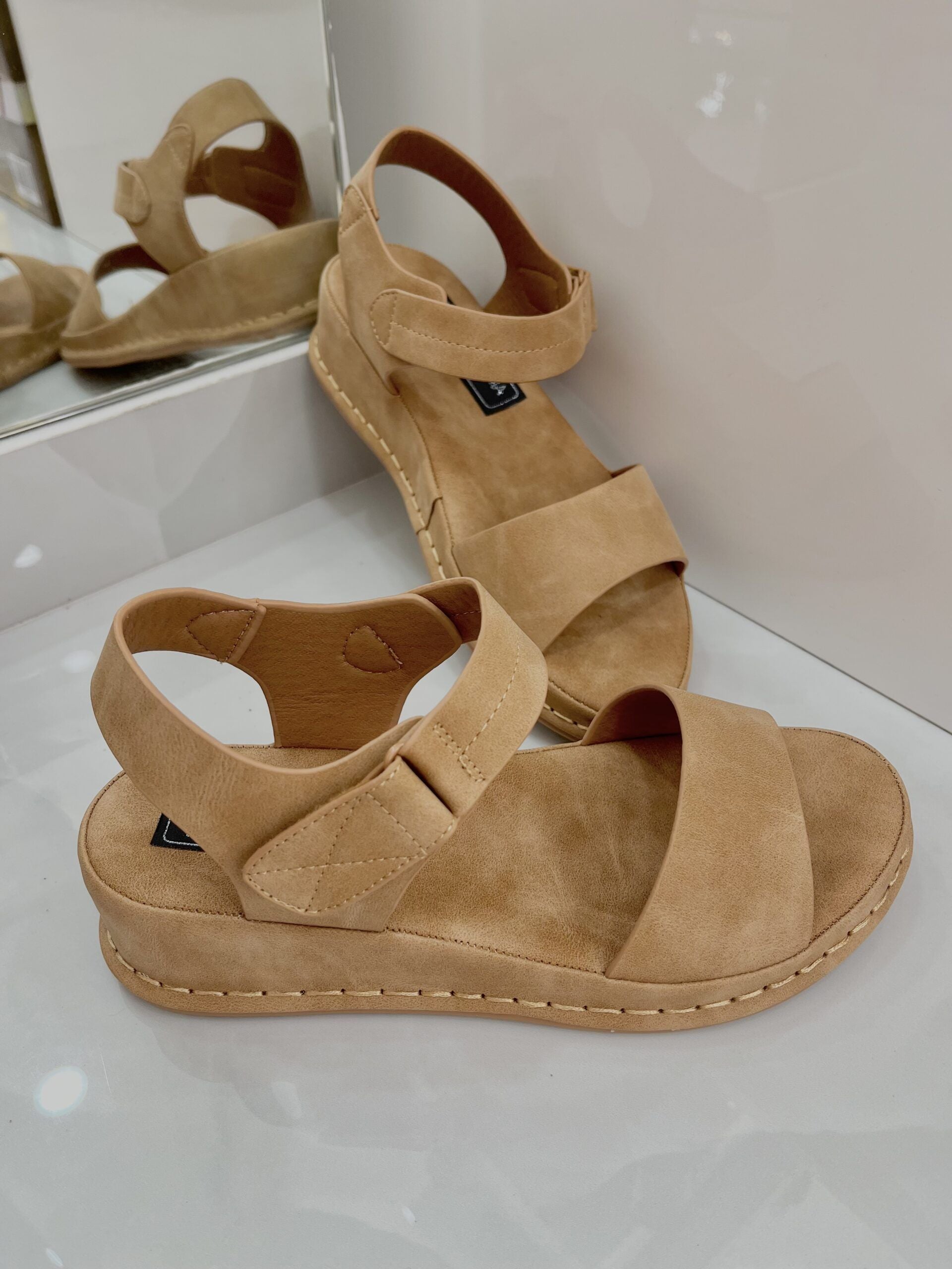 Anatomic Sandals AllCamel