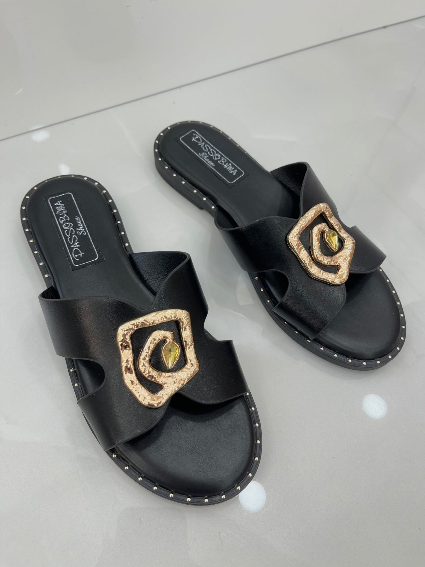Flat Παντοφλάκια με Χρυσό Σχέδιο Black