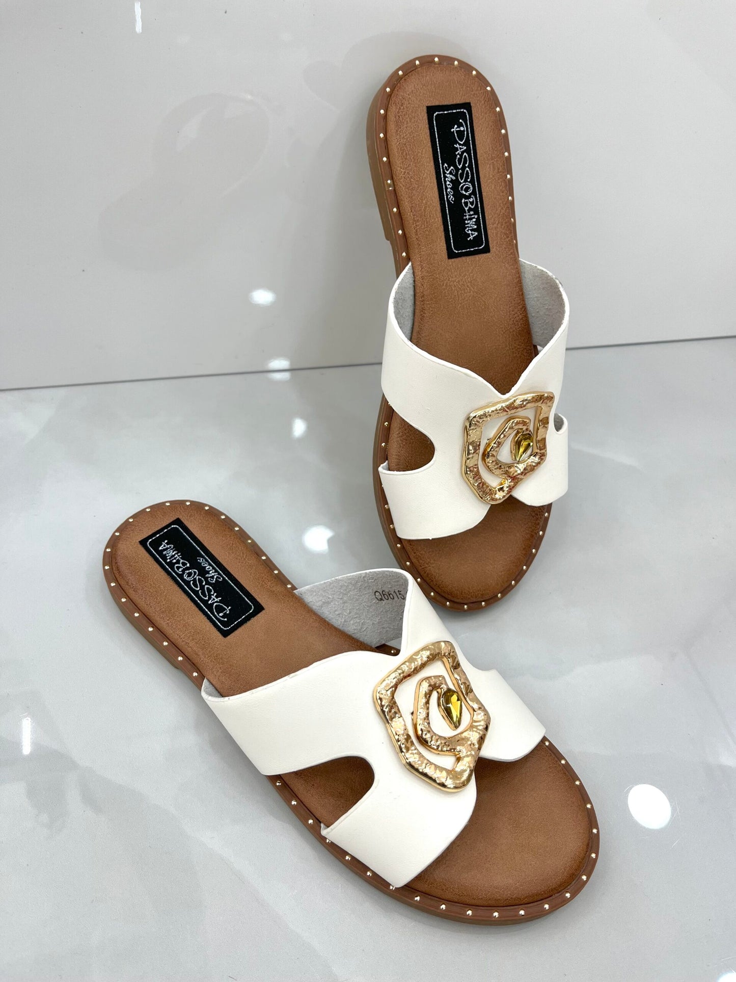 Flat Παντοφλάκια με Χρυσό Σχέδιο White