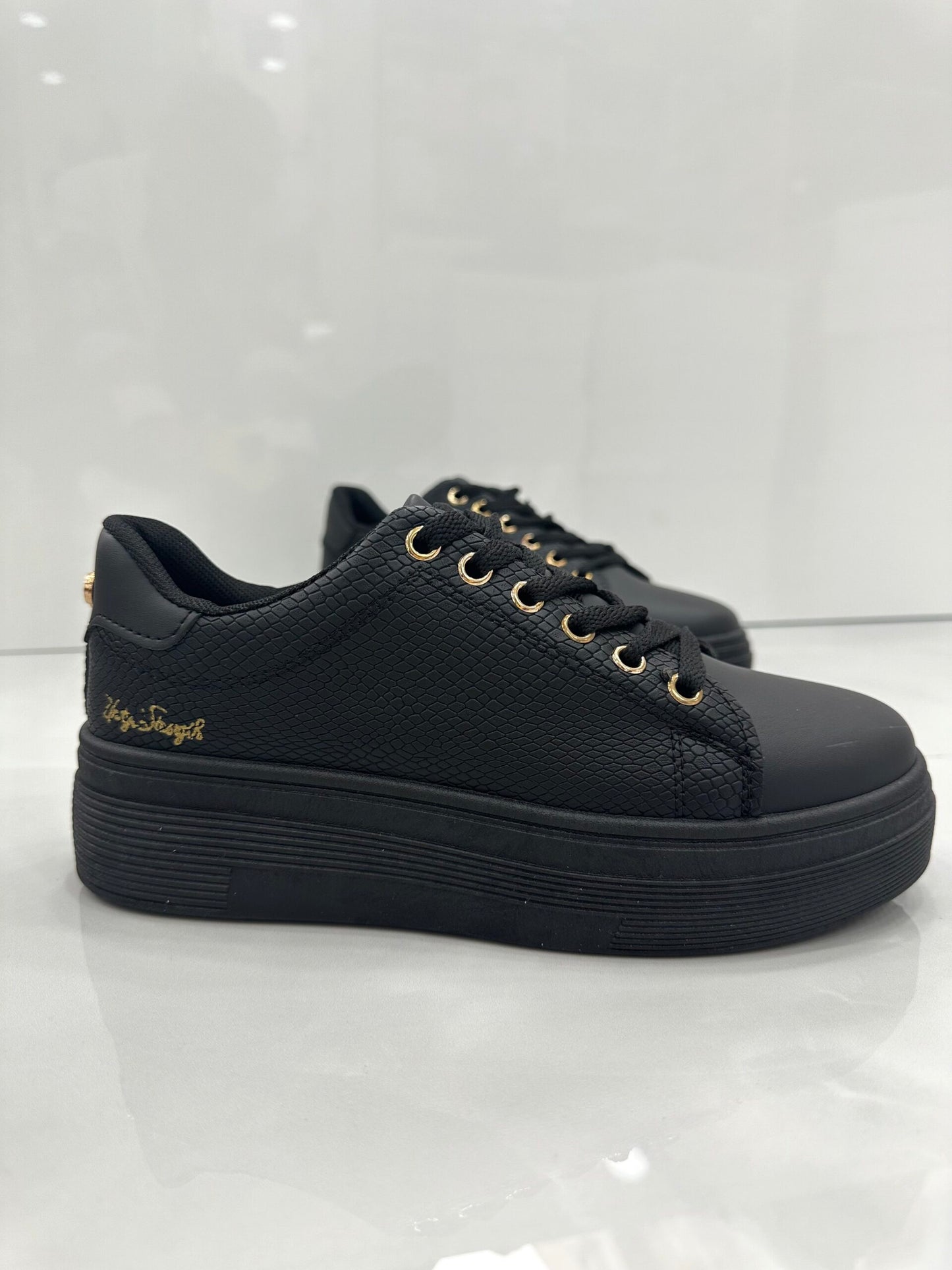 Sneakers Simple Δίσολο All Black